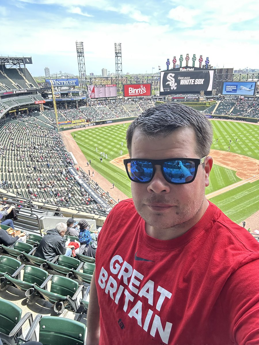Rob0895's tweet photo. Time for some Sunday afternoon baseball @whitesox rocking the @GB_Baseball top! https://t.co/N5pybneg05