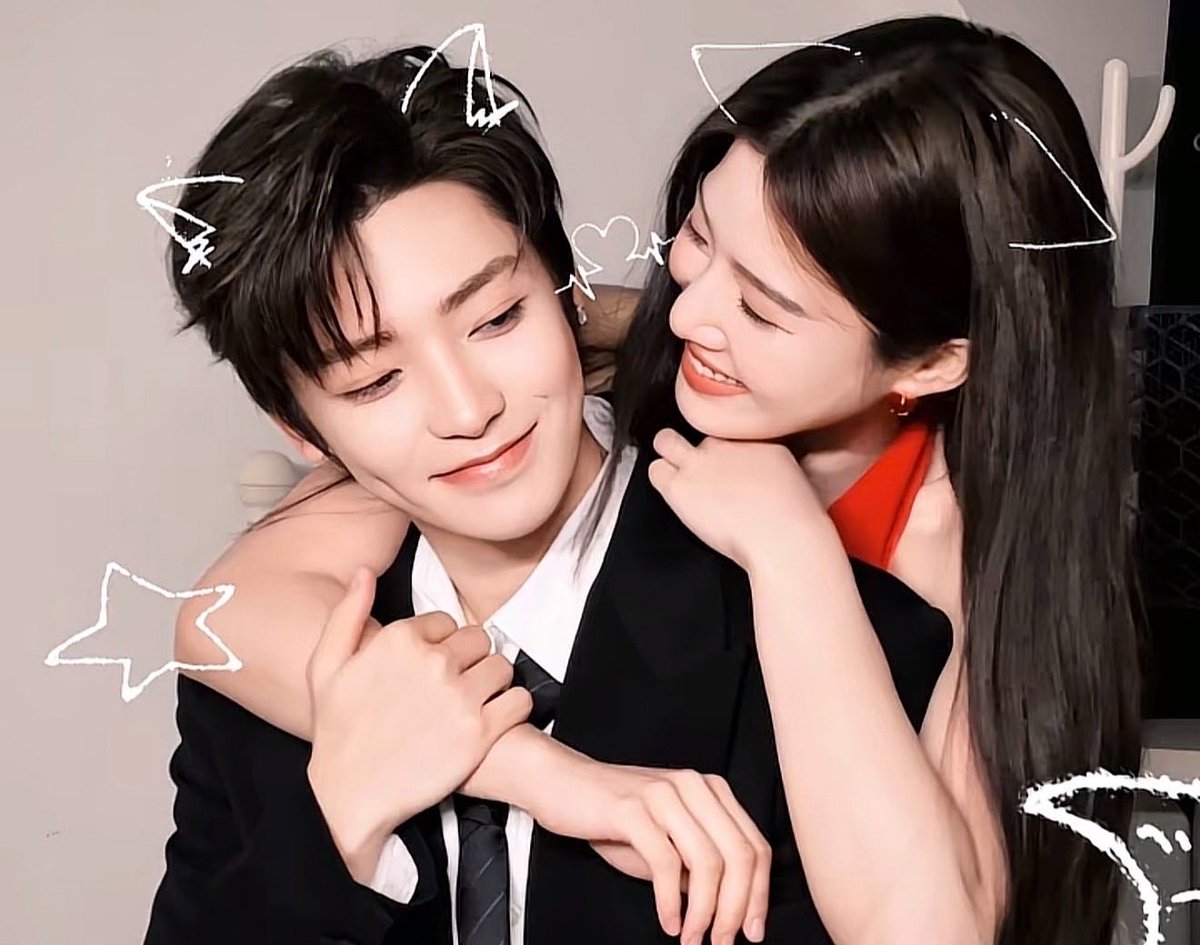 detailsedts's tweet image. It was the couples Mingyi, Bozai, Heyan &amp;amp; Xiao Jue; they deliver an incredible story, actings together, and amazing chemistry the dramas #LoveInTheClouds and #LegendOfTheFemaleGeneral I'm really rooting for #LuYuxiao #HouMinghao #ZhouYe and #ChengLei be in another drama together