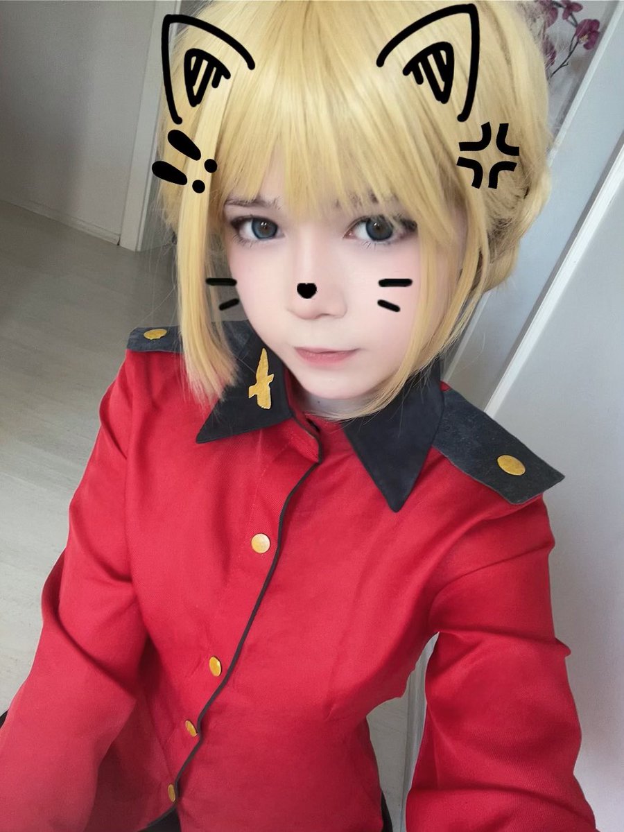 sainarouu tweet picture