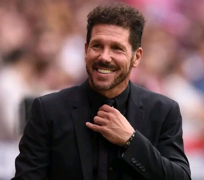 EinsTein MADRID🤍 tweet media