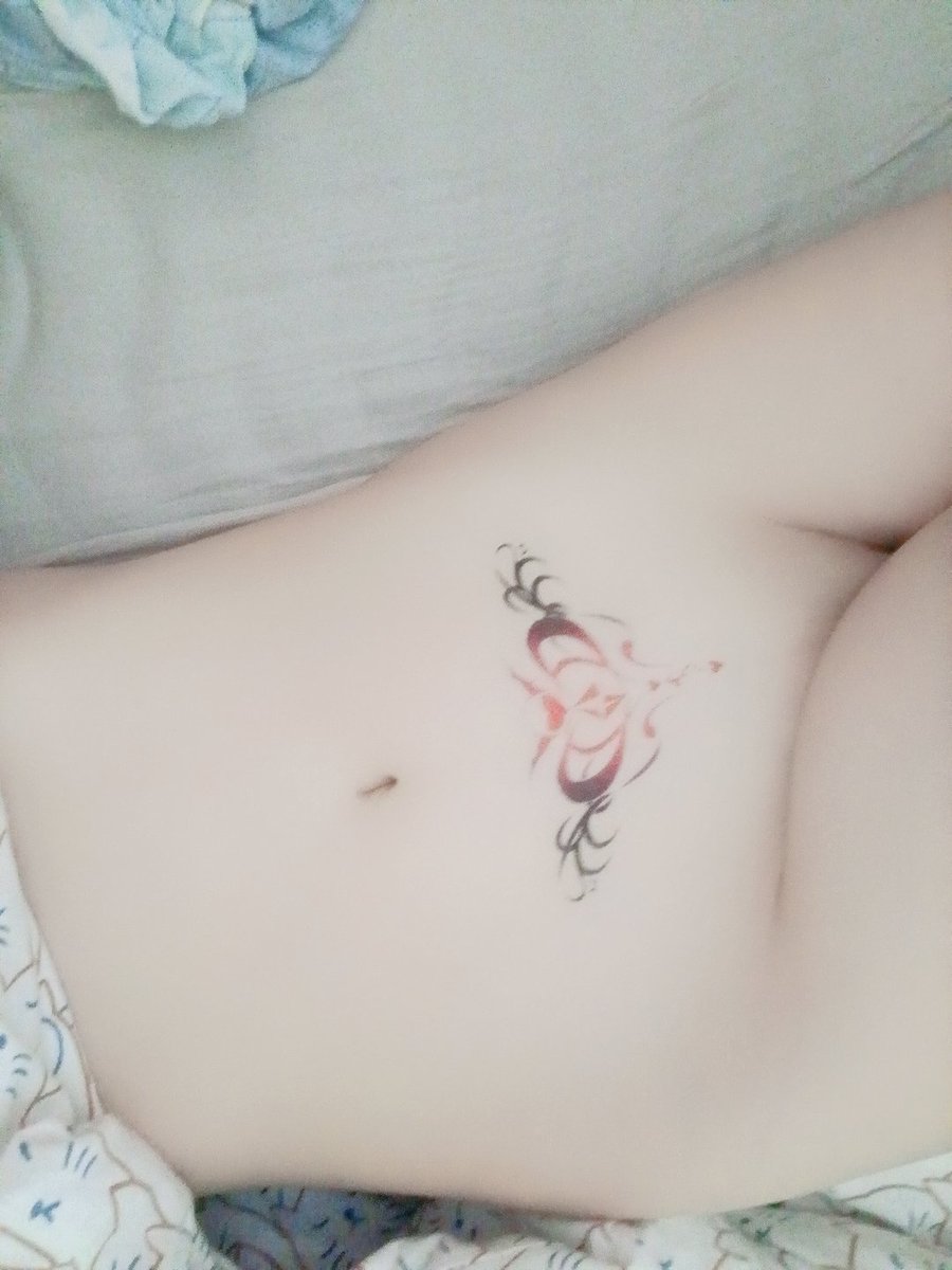 苳千 tweet media