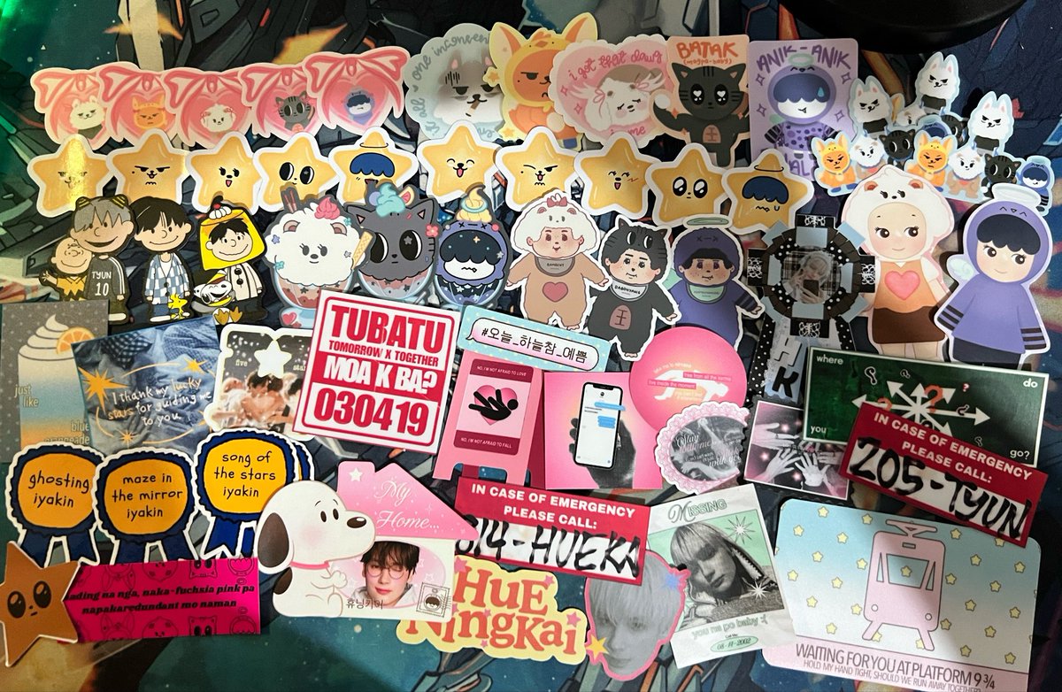 faenyaring's tweet photo. #MoaArtMart2026 Haul reveal  ⋆ . ˚ ✩
✭ ⋆☆ﾟ

The financial damage this did to me 😵‍💫👍 babalik ang pera anyways 😇

So happy to meet such great moa artists thank you for the work u guys did for this event and thank you so much for organizing @tubatustudio ! ₊ ⊹ ⟡ https://t.co/V2OgjP2e7h