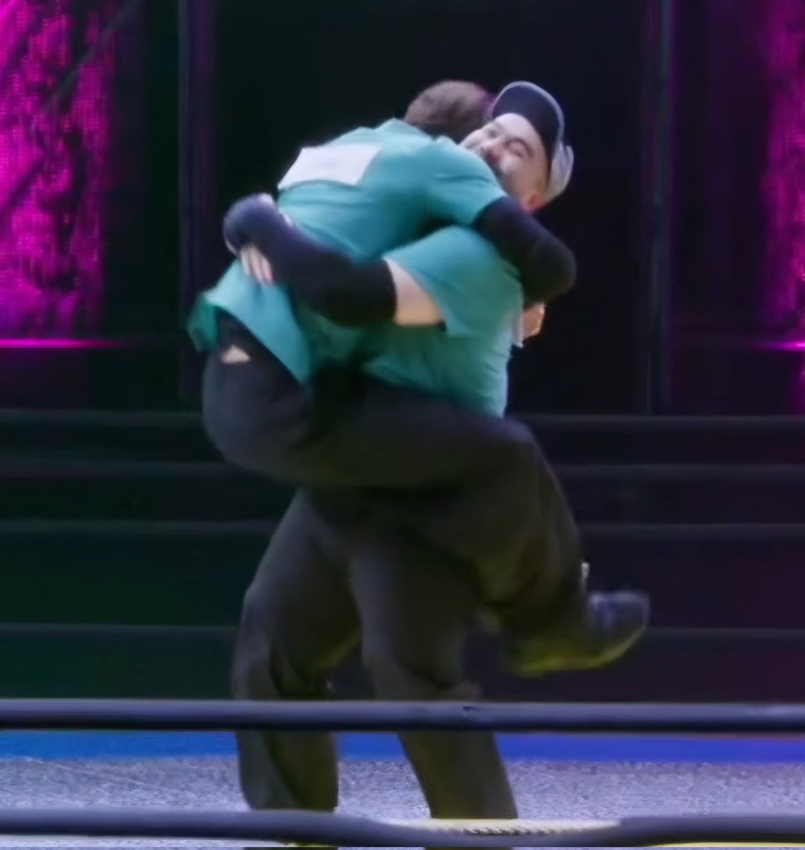 ꧁🪐MeOnMoon🌙꧂ tweet media