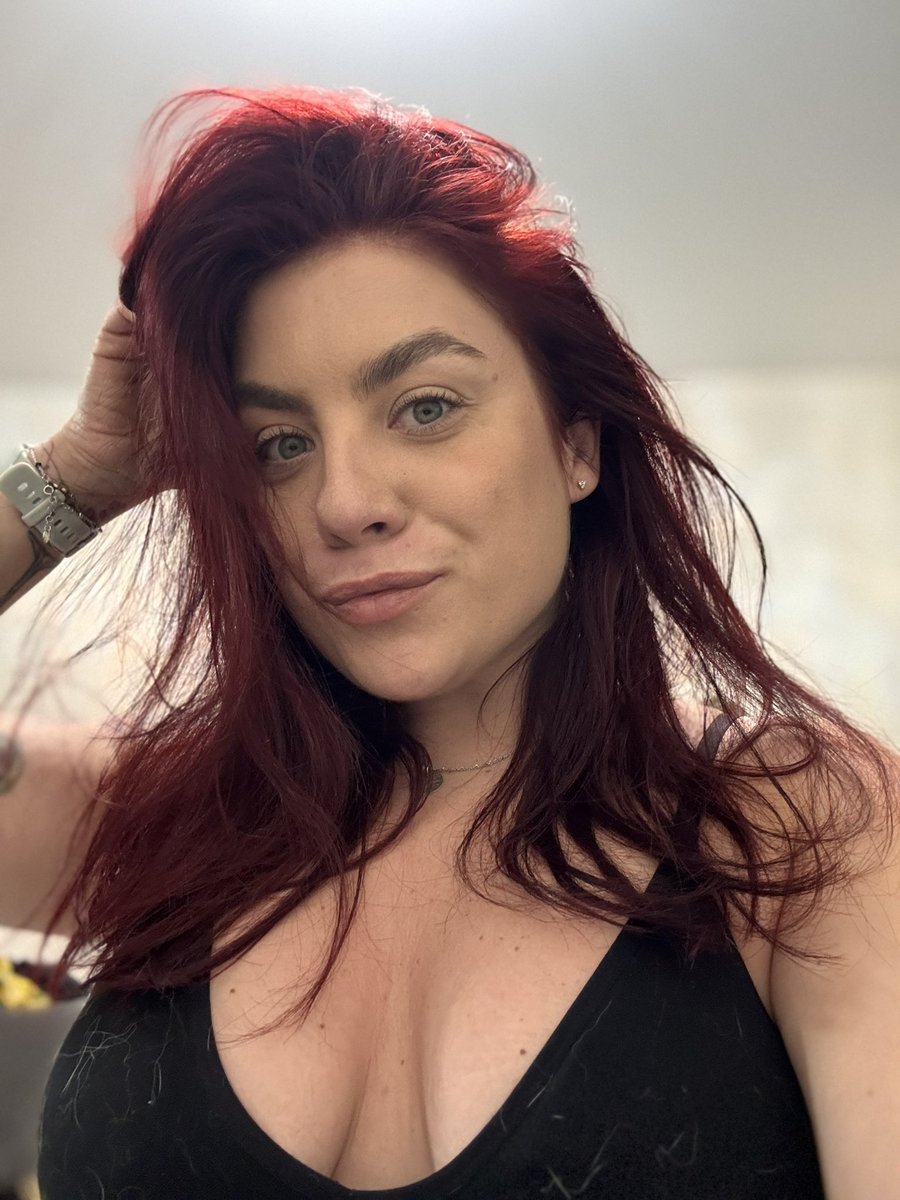 Poison Ivy tweet media