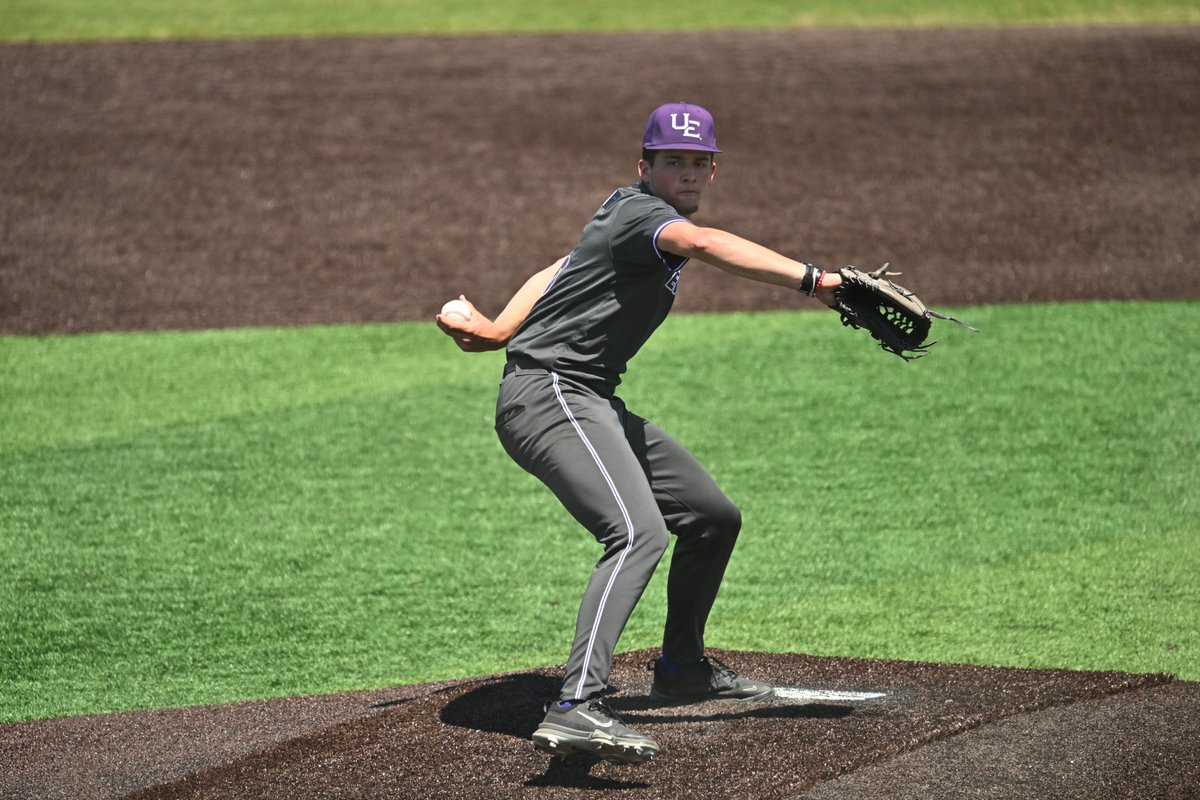 UEAthleticsBASE's tweet photo. End 4 | UE 2, Indiana State 1

✌️ strikeouts for @DevermanKenton as he retires the side in the fourth!

⚾️ #ForTheAces x #GUAC 🥑 https://t.co/azRcBQe8FX