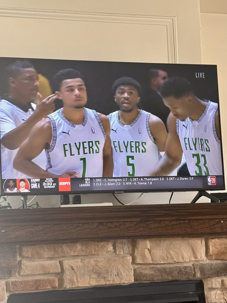 TPS Boys Basketball tweet media