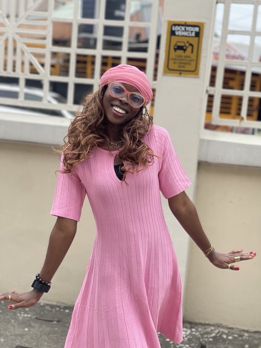 AARAOLU's tweet image. I am a wealthy place 
#ara #sundayjpeg #tweet