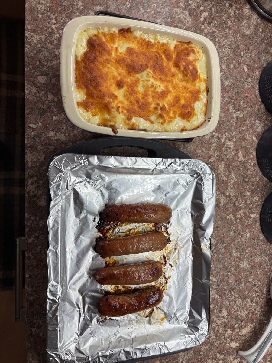 Bobbybollocks MP tweet media