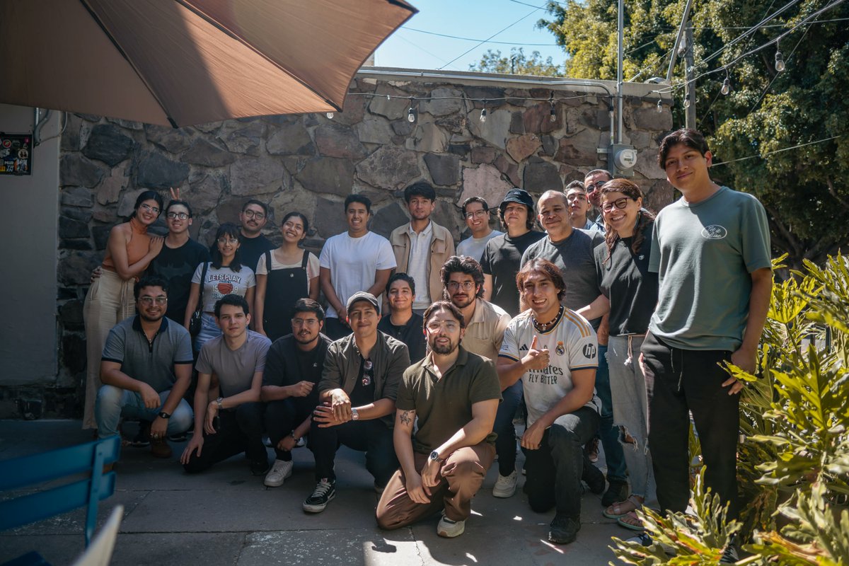 juandadotdev's tweet photo. Un poco de lo que se vivió en la segunda edición de Cafe Cursor en Guadalajara ☕❤️

Mil gracias a todos los que asistieron, y en especial a @benln y @ftnabeelah por todo el apoyo para que esto fuera posible.

Esto es sólo el principio 🔥 @cursor_ai 

https://t.co/aDdeZSQmB7 https://t.co/Y8XQlNrhMB