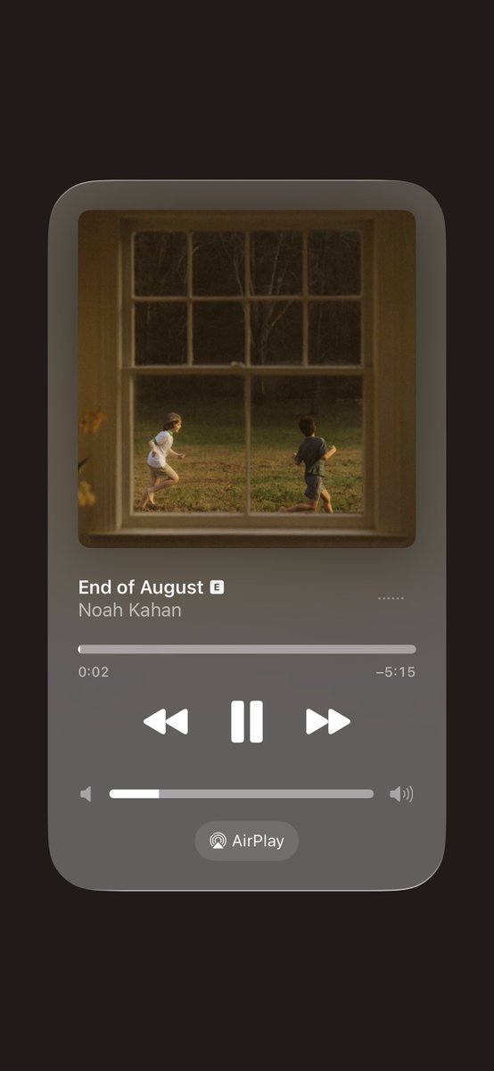 capelizzzy's tweet photo. me on social media on:

august 1st                                              august 31st https://t.co/ga5SUtrrDg