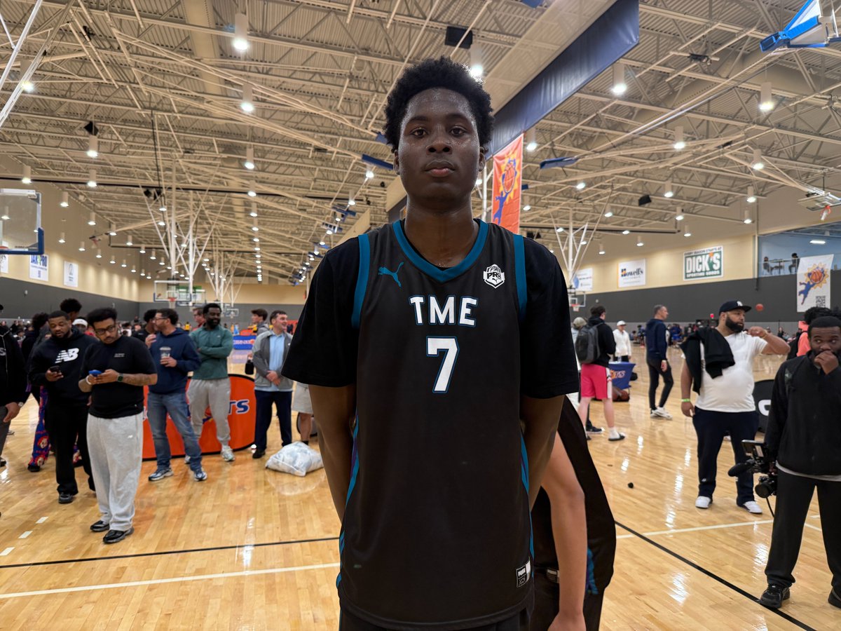 pr0ia's tweet photo. Elite 2-way performance from @TreMannElite F Bamba Touray

25p 7r 2a 4b (10/15 FG 2/2 3P)

-Touray knocked down perimeter jumpers off the catch, showed off his scoring touch in the paint with floaters and faders from the midpost, covered a ton of ground defensively to block shots beyond the arc and around the rim, and showed off the touch on putbacks. Worth the price of admission