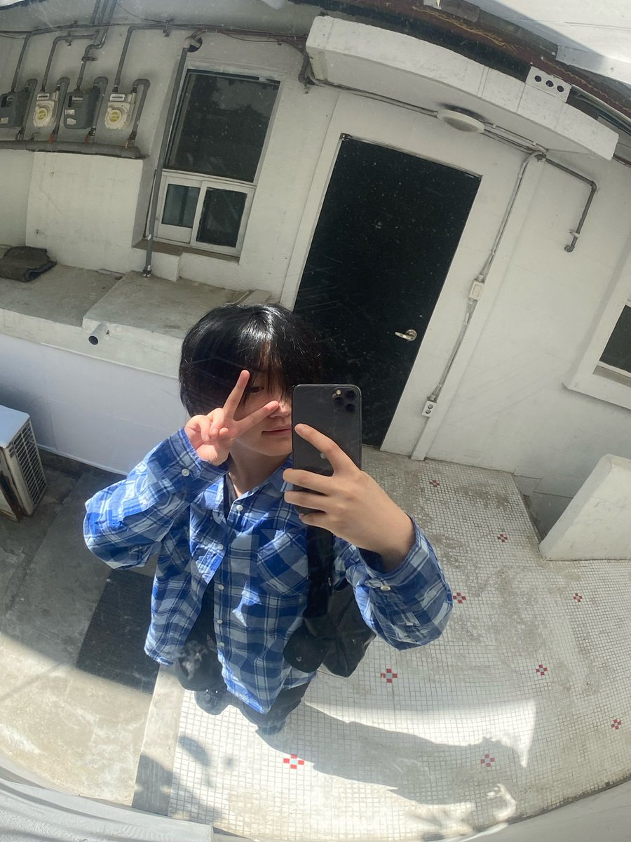 bs pics ☁️ haolong P03 tweet media