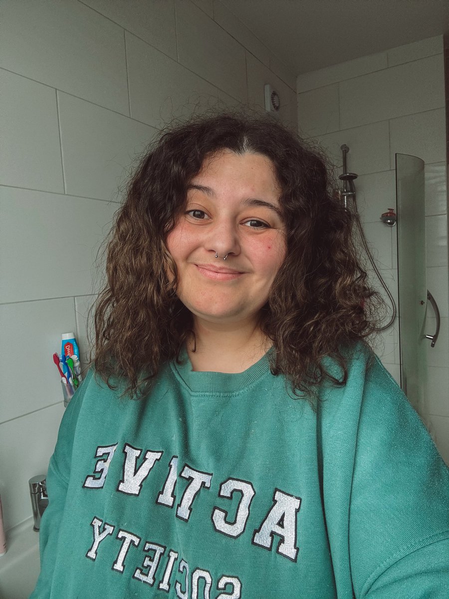 libby 🌞 tweet media