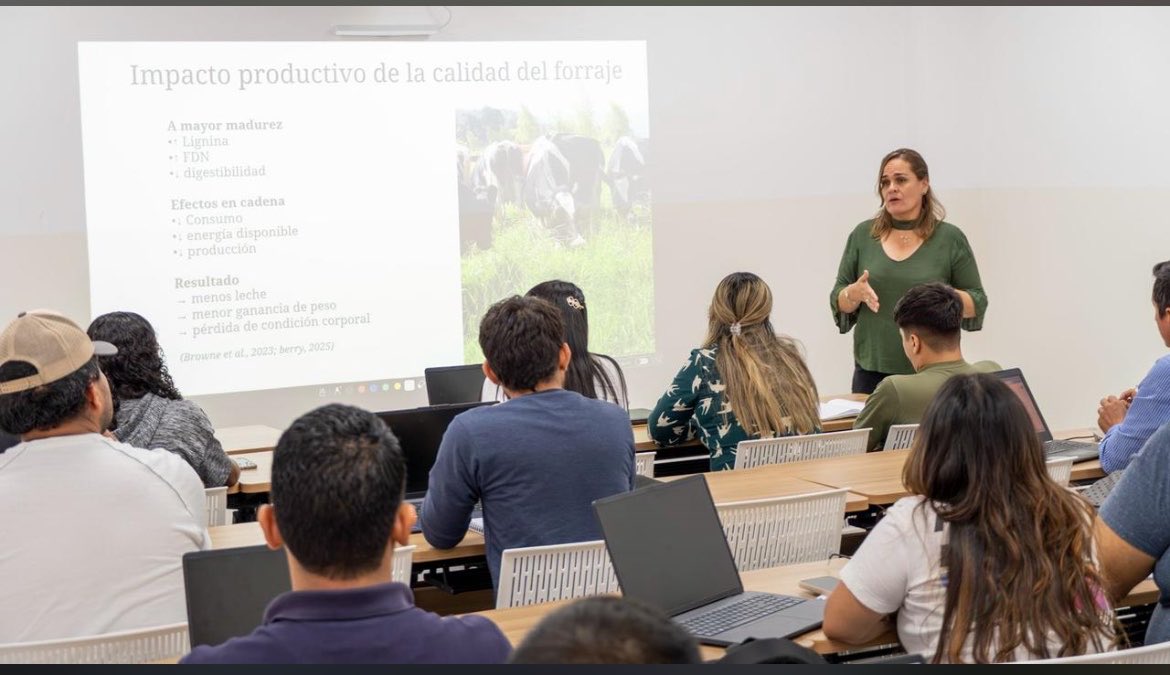 MariaLinzan's tweet photo. Mucho TALENTO 
Muchas GANAS 

Posgrado UTM 💚 https://t.co/YcaxTAKR5l
