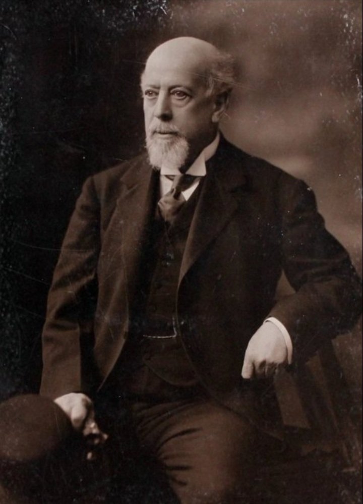 Libertario 🟨⬛ tweet media