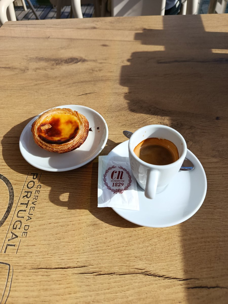 pedroadelino_o's tweet image. Dream team! 💪

#portugal #coffee #pastel #nata #lisbon #goodvibes #travel #relax #energy