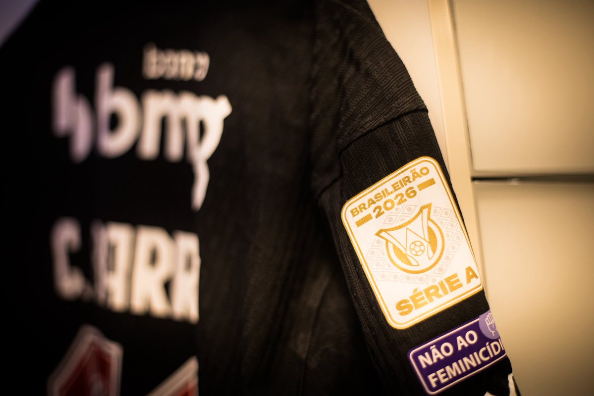 VascodaGama's tweet image. ⚫️ Vestiário cruzmaltino preparado com o uniforme preto! ⚫️

📸: Dikran Sahagian | #VascoDaGama