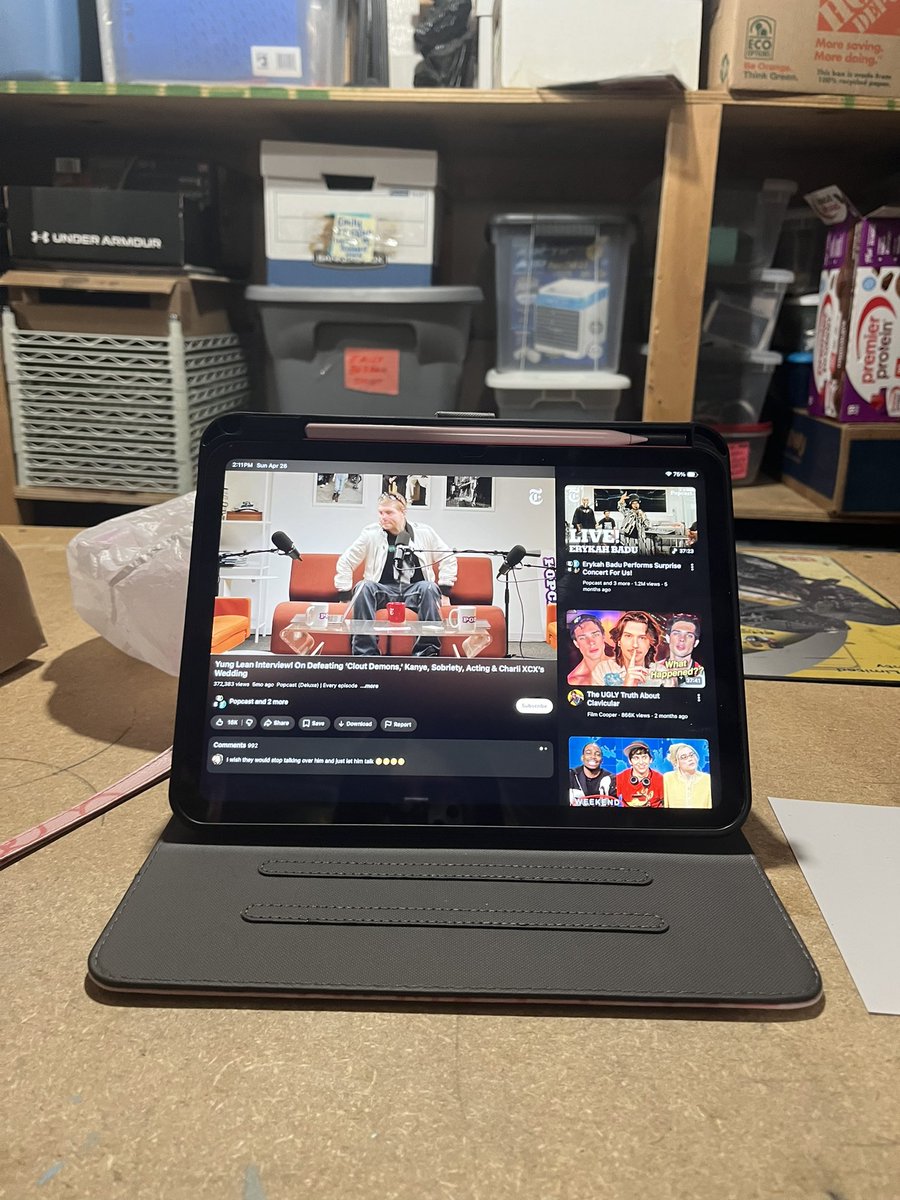 belle 𑣲 tweet media