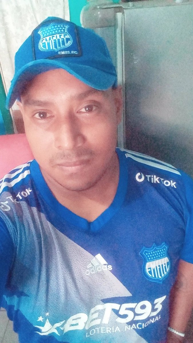 Calvo De La \U/ tweet media