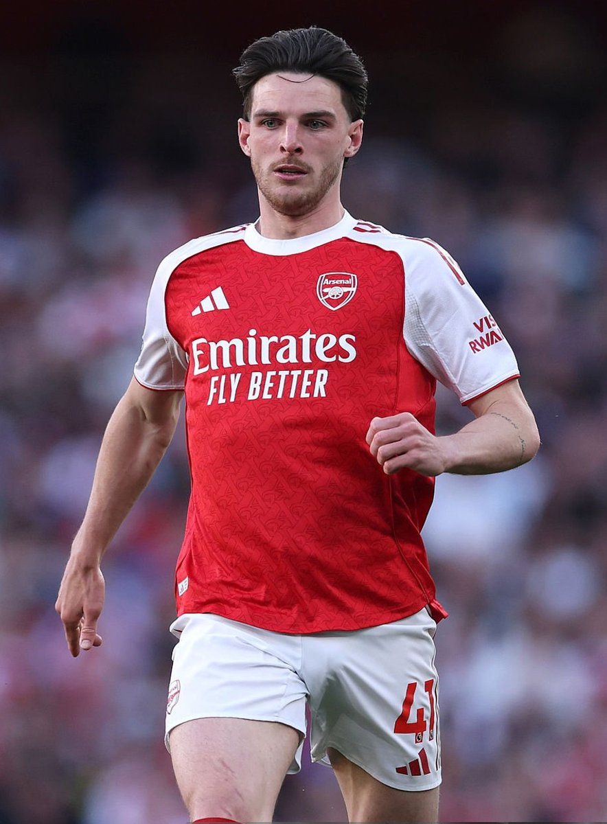 Random Feed tweet media