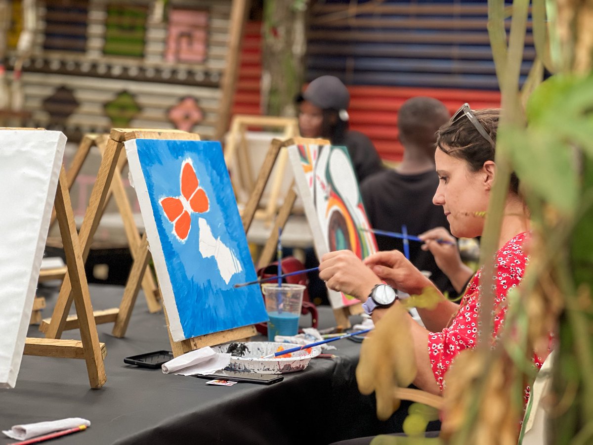 HarryFrames's tweet image. About today at @Brushesug 🥰
#HarryFrames #Colors&amp;amp;brushes