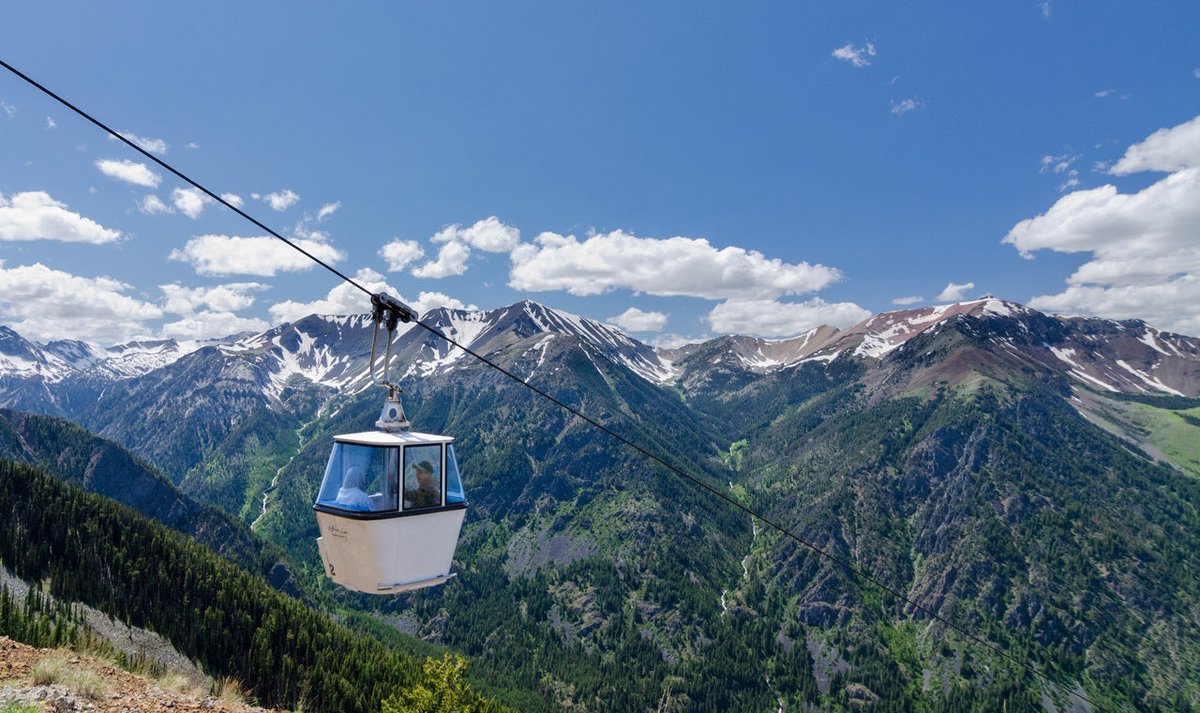 Governor Tina Kotek tweet media