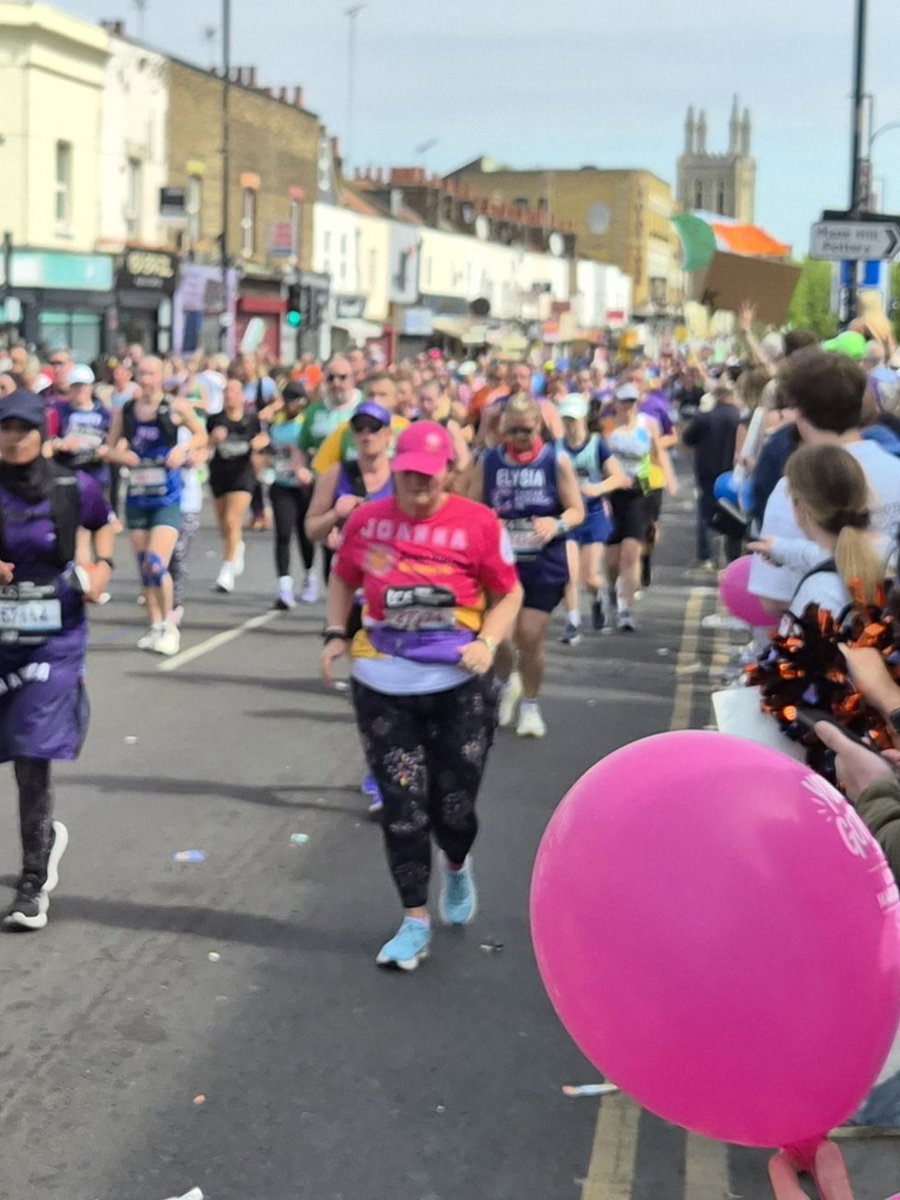 SBaxter77's tweet photo. @LondonMarathon day ment a day chasing people around #London with @DBaxter76! Just the 2 stops at 6 and 20 miles to see both Jo &amp; Nikki pass by, but so worth it. 
Huge congratulations to both on completing it, were celebrating for you the only way I know...with a @McDonaldsUK! https://t.co/XAVzcANMHX