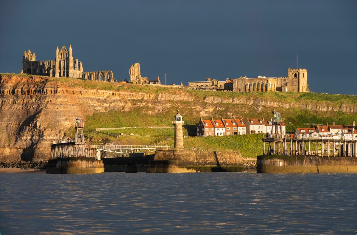 The Whitby Photographer tweet media