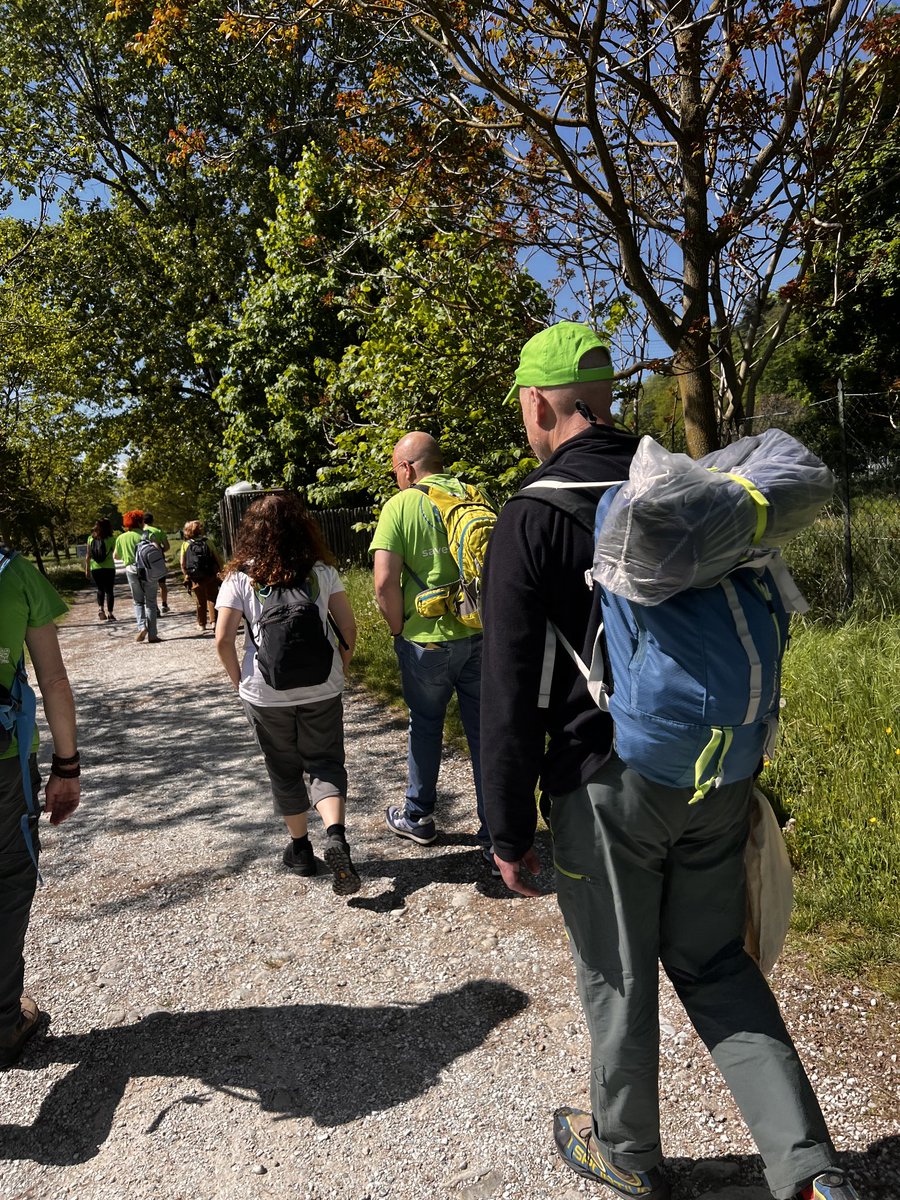 SaveSoilnc's tweet photo. Cuneo, nel meraviglioso Parco Fluviale Gesso e Stura, abbiamo camminato insieme per ciò che sostiene ogni vita: il suolo. Ogni passo è stato un gesto di consapevolezza e responsabilità verso il futuro.
La terra ci nutre. Sta a noi proteggerla.
#Walk4Soil #SaveSoil https://t.co/GN6Od2T7Cw