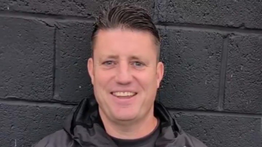 ExpressFM's tweet photo. 10AM: @PaulSwampyMarsh with Mahina! Plus…

🎸Mimi Rae talks about her new single and EP release
💷 @denise_vanouten on Brits getting everyday “guesstimations” wildly wrong — and it’s costing them time &amp; money
⚽️ @fleetlandsfc_ manager Jason Mann

📻 93.7 FM &amp; DAB
💻 Website https://t.co/7DuO1bB9hs