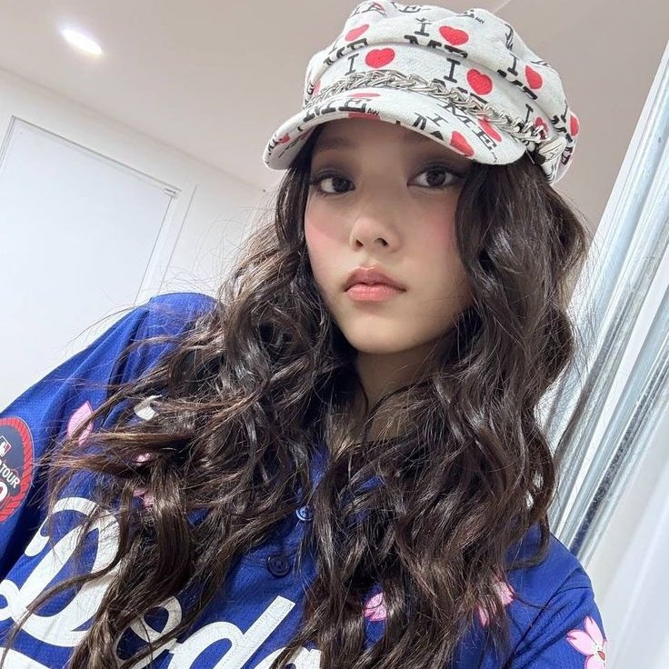mimi tweet media