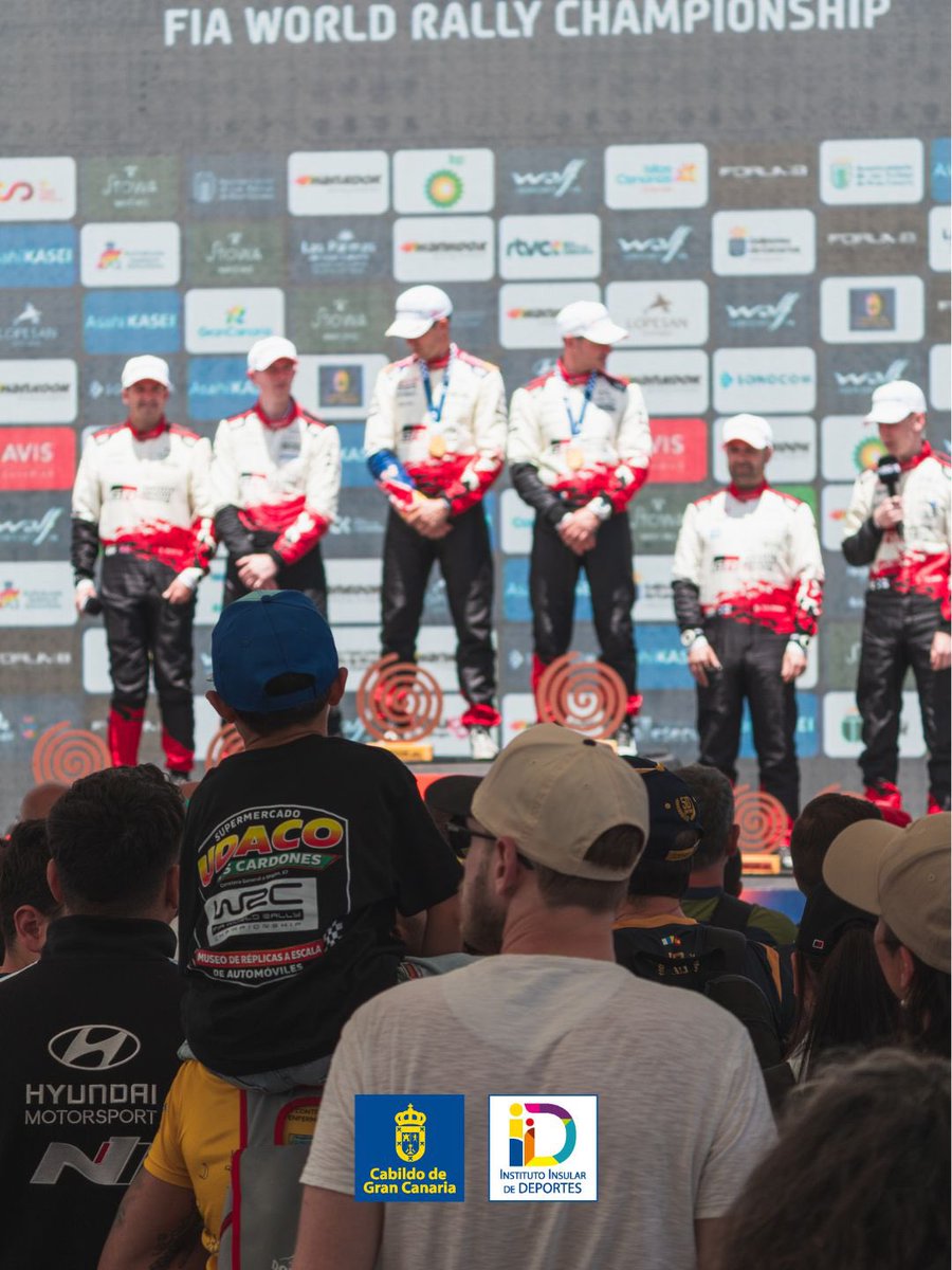 GranCanariaDep's tweet photo. #RallyGC

Concluye el Rally Islas Canarias con un nombre propio: Sébastien Ogier. El nueve veces campeón del mundo se alza con la victoria en la 50ª edición de la prueba.

El francés lideró un podio dominado por Toyota, acompañado por Elfyn Evans y Sami Pajari. https://t.co/mGiCEWrVyU