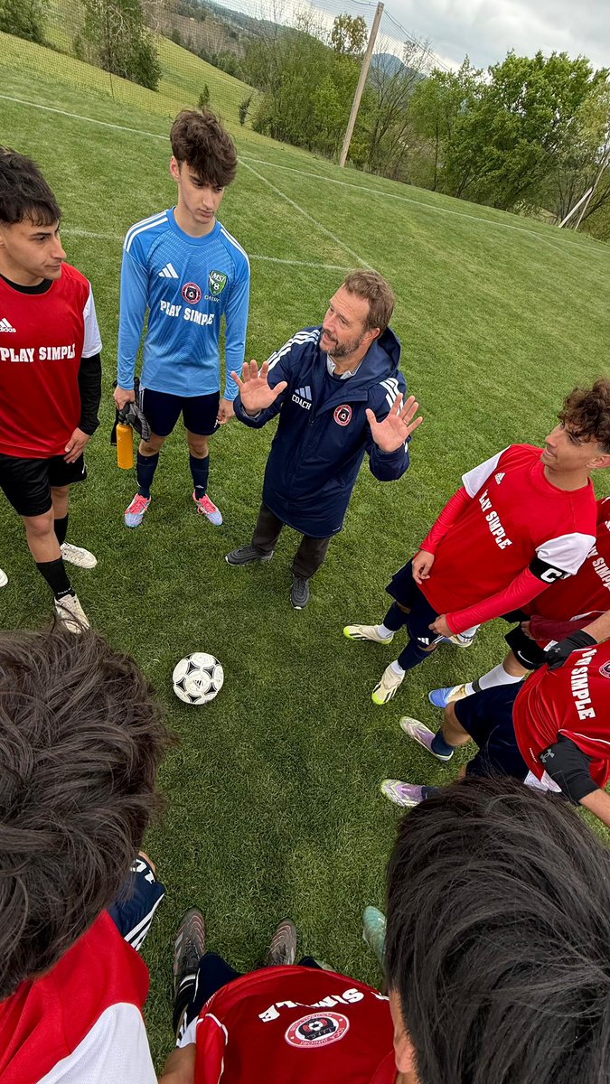 urbanasoccer's tweet photo. Coaches Hector and Ruben leading the way—every detail matters. 🧠⚽
Guidance, focus, and passion from the sidelines! 🔥

🔵🔴 #EDPsoccer #TOCA #tocajuniors #PLAYsimple #Futbol #Football #soccer #springseason #springsoccer #tocacomplex #tocapredio #soccercomplex https://t.co/Z2PnaPzXFs