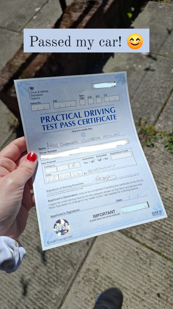 BreakingColours's tweet photo. Passed! Finally got my car license 🪪 😄 https://t.co/FUSAs82A5o