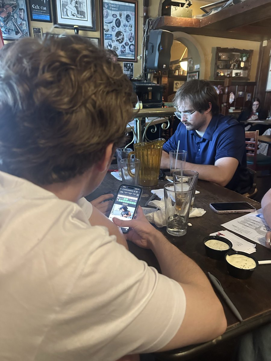 Spentser and Aiden. Sunday trivia. Cheers
