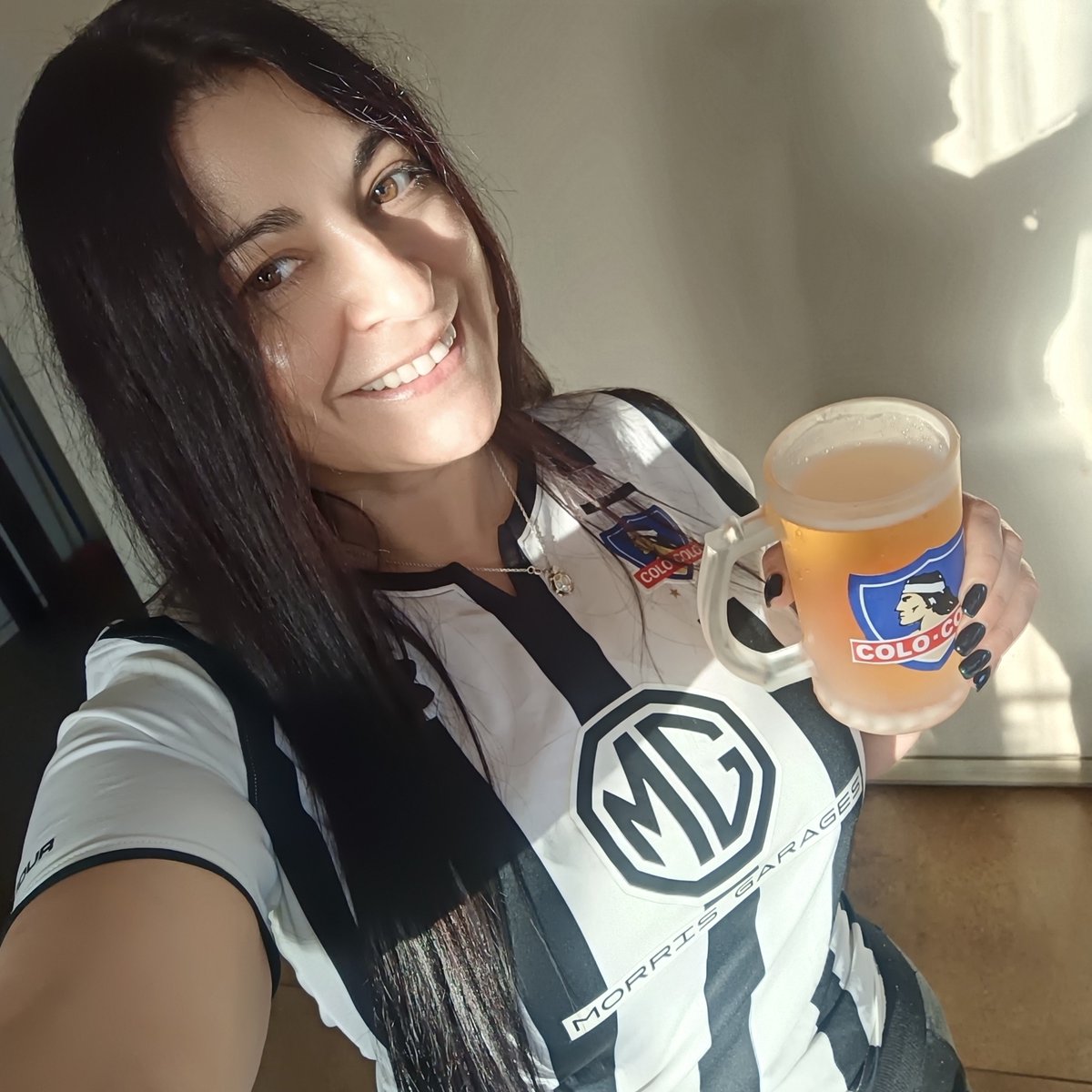 vivimonsalve1's tweet image. Salucita por #ColoColo campeón 🖤🤍
#FelizDomingo