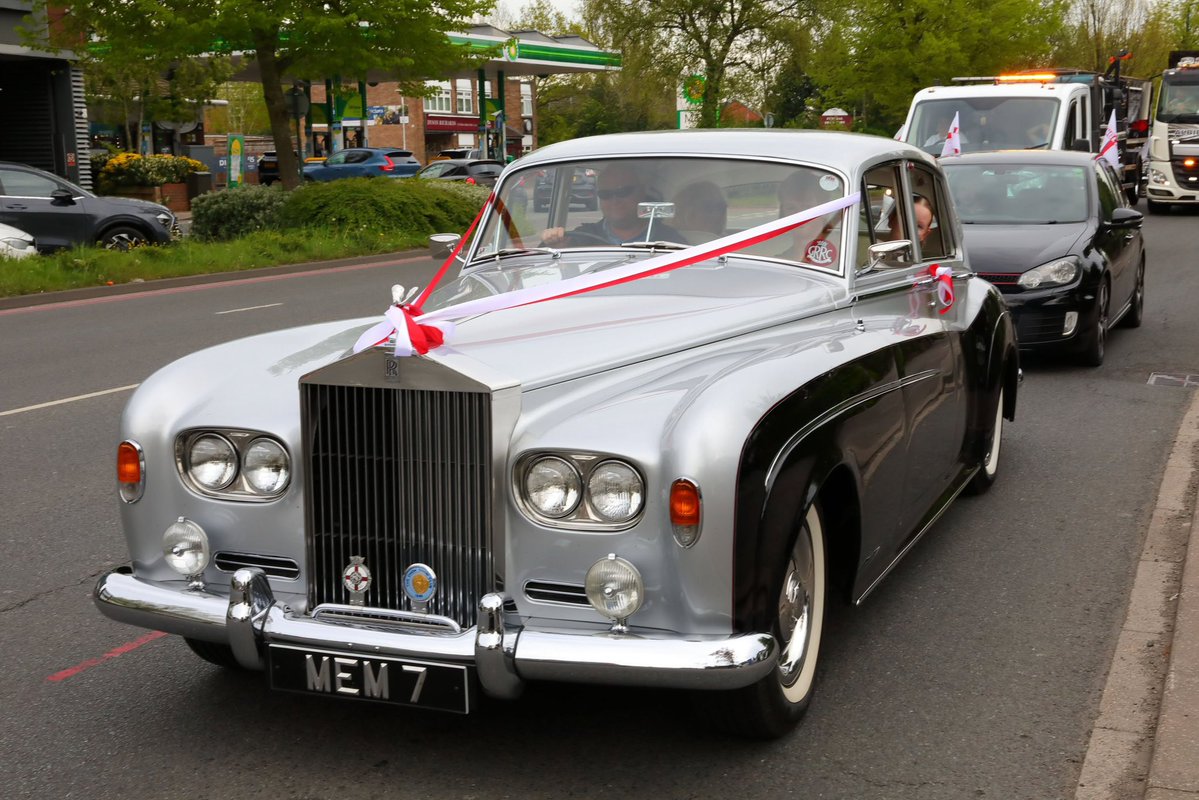 SolihullUpdates's tweet image. Today’s #StGeorgesDay Parade 🏴󠁧󠁢󠁥󠁮󠁧󠁿 #Shirley #Solihull View more 📸➡️ m.facebook.com/story.php?stor…

(Images: Karl Leach).