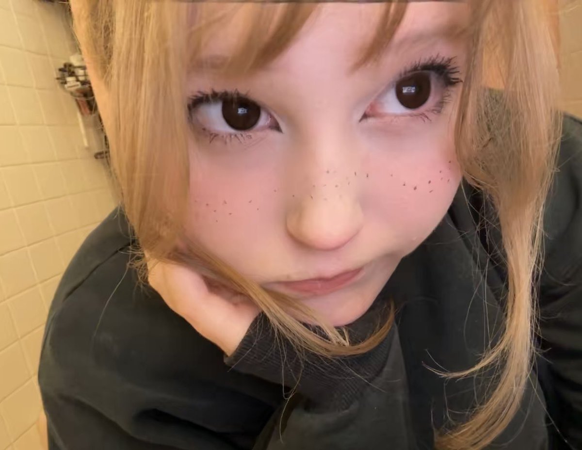 cuddlyducki's tweet photo. you da real ducki #egirl #groommetwt https://t.co/cBcBXTY9KI