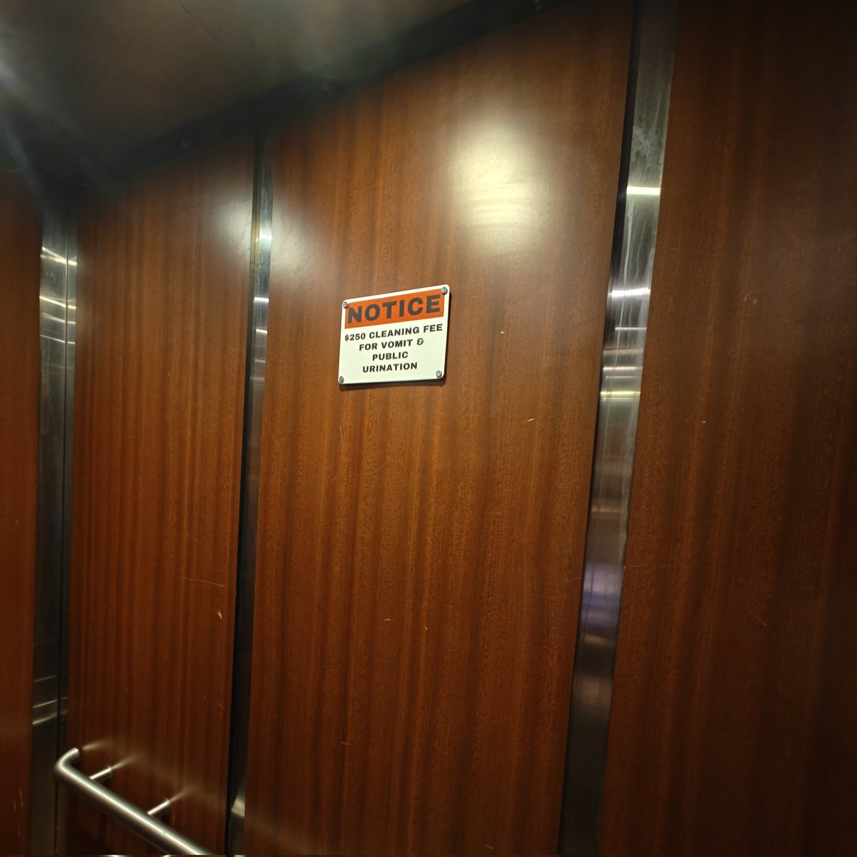 ѕսmіreee tweet media