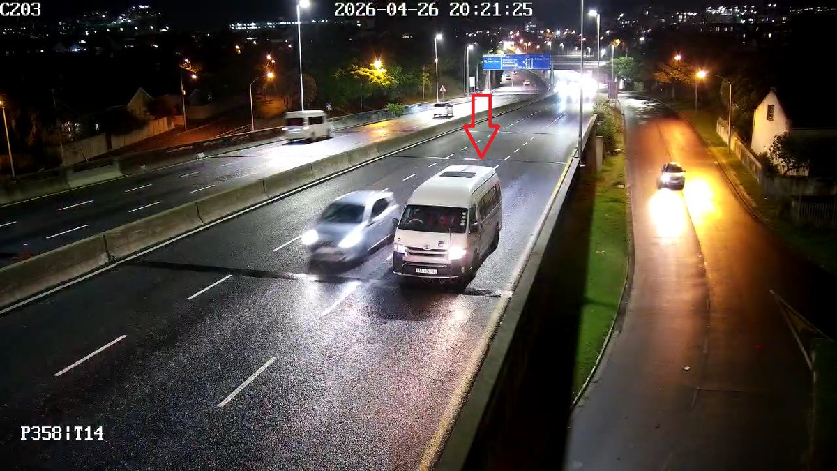 CapeTownFreeway's tweet image. Stationary vehicle: N2 Outbound at Liesbeeck, left lane closed, no delays. #BeTheChange