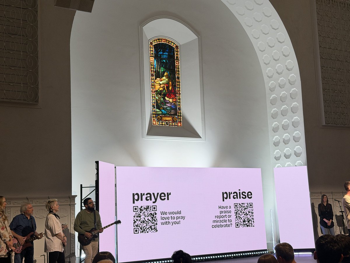MichaelLagazo's tweet image. How can we pray for you @cityofgracephx? #phoenix #arizona #church