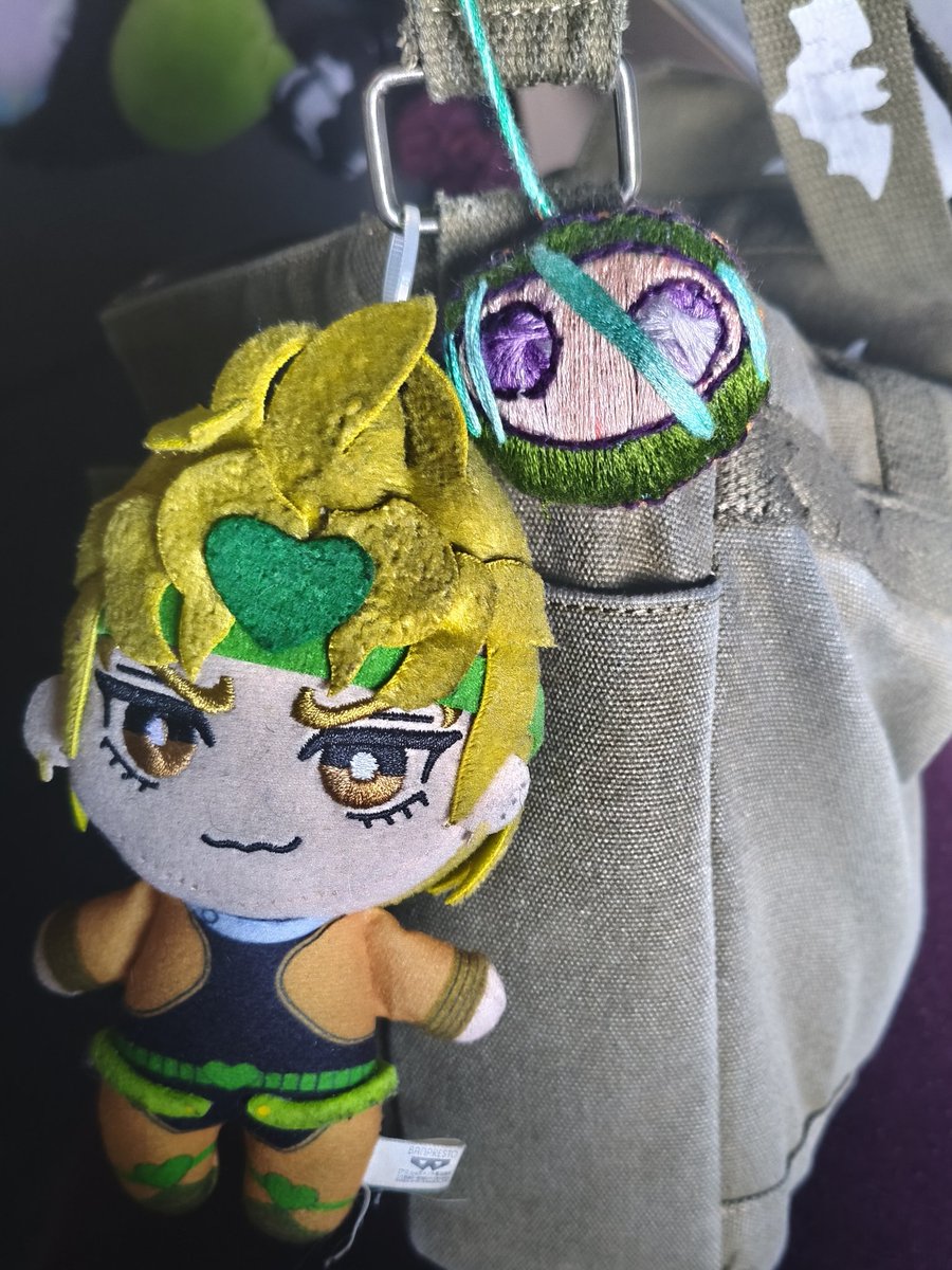 cock🐓 comms open tweet media