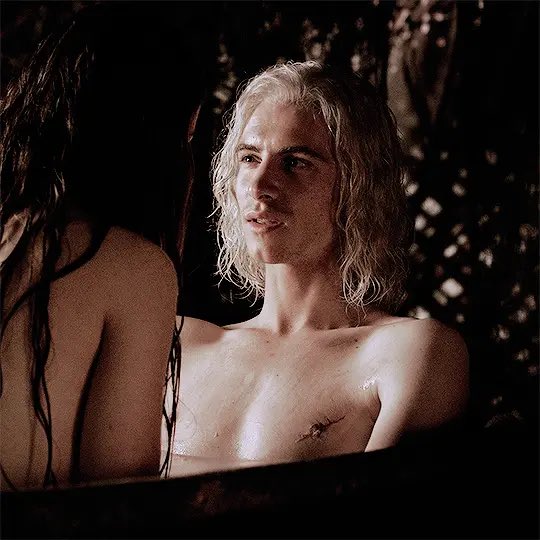 || Niamh || tweet media