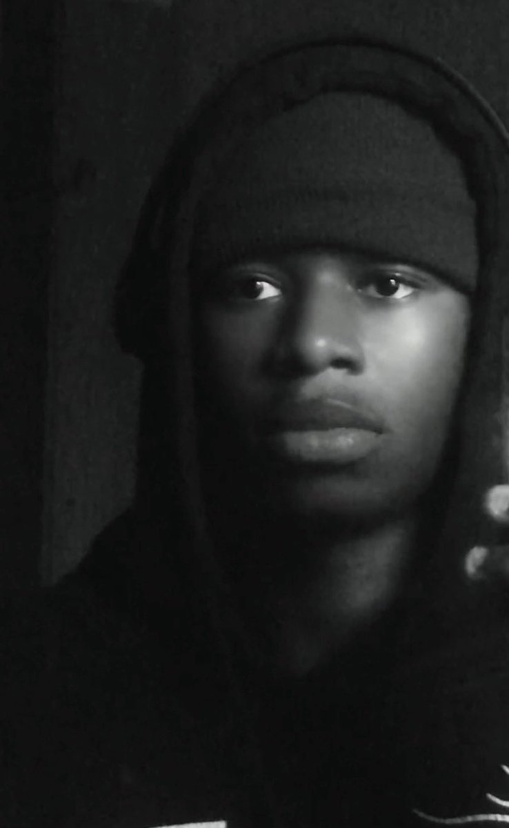 micheal🤠🐝 tweet media