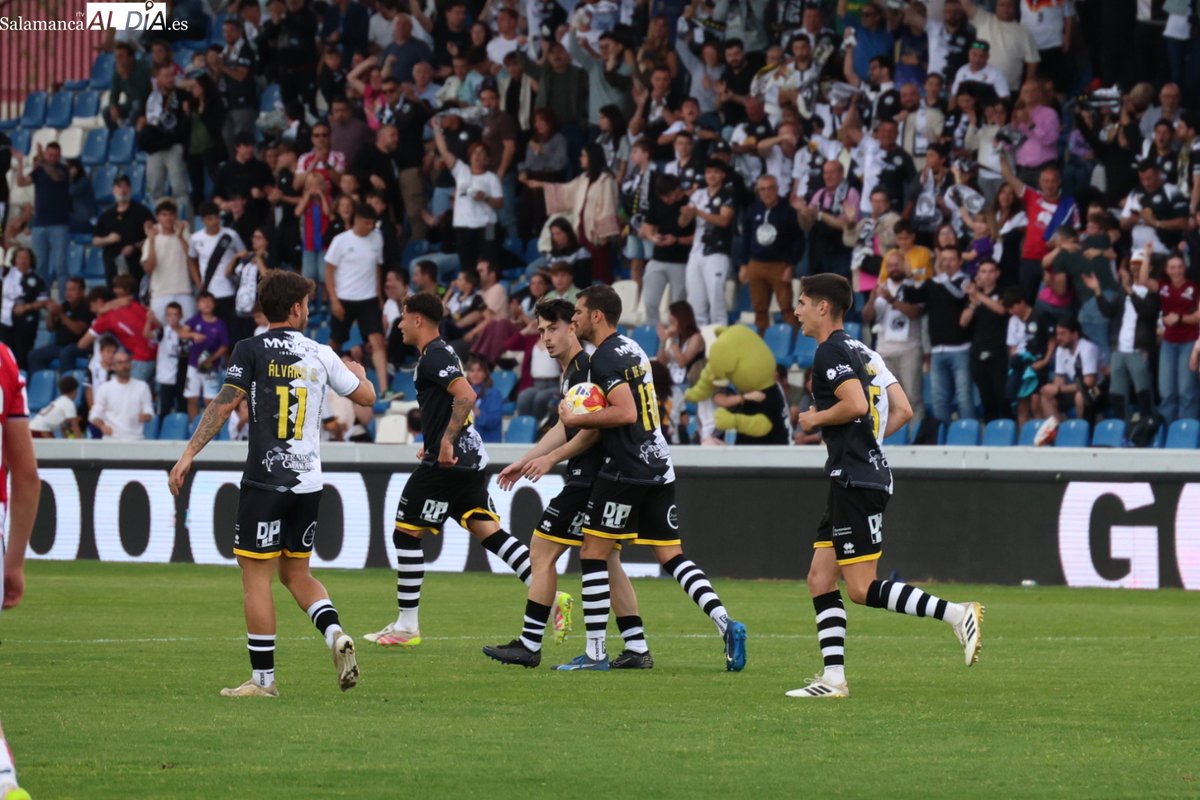 ⚽️ DEPORTES | No te pierdas las mejores imágenes del partido de <a href="/UnionistasCF/">Unionistas de Salamanca CF</a> y búscate en la galería

Juego 👉 salamancartvaldia.es/noticia/2026-0…

Afición 👉 salamancartvaldia.es/noticia/2026-0…