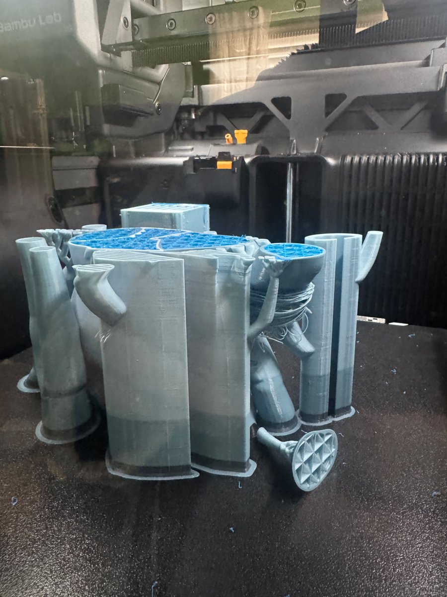 reprinted3D's tweet image. Another support fail on #Stitch in the same place. It’s definitely not a build plate issue, the support is breaking off at the point where it branches off to start support for the elbow.

Does anyone know if there’s a way to force the slicer to build the support from the build