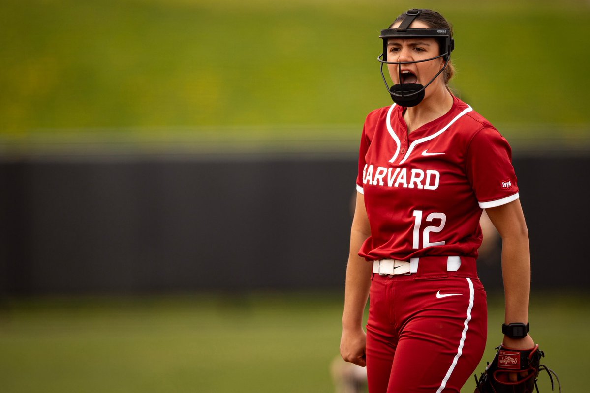 Harvard Softball tweet media