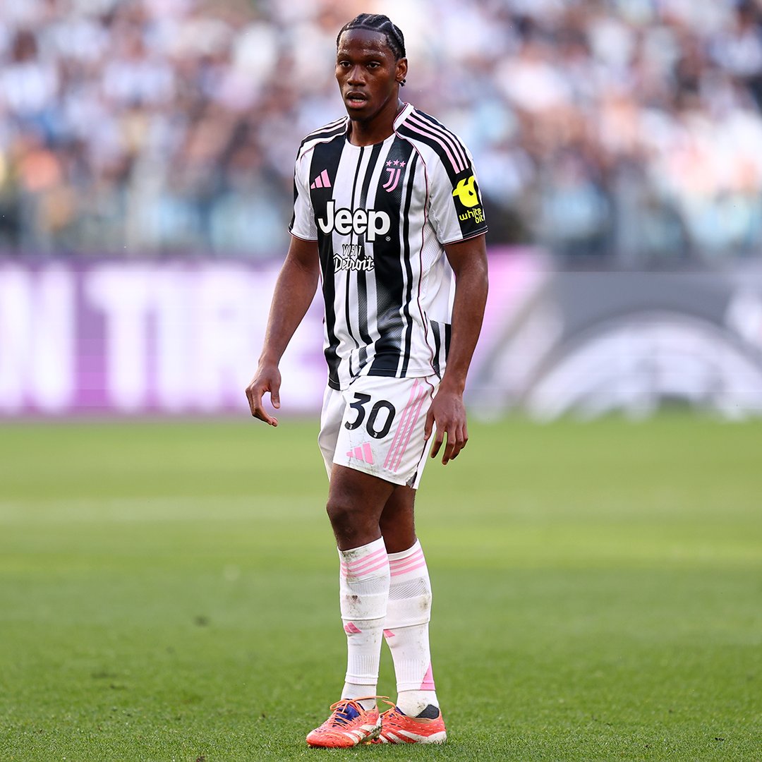 DAZN_BEFR's tweet photo. 🇮🇹 AC Milan - Juventus
🕙 EN DIRECT à 20h45
📲 L'app DAZN
🔗 https://t.co/rJxaIBPn1G
🎙 @colindecoster &amp; Mario Innaurato

#MilanJuve https://t.co/y9wtcf1IIH