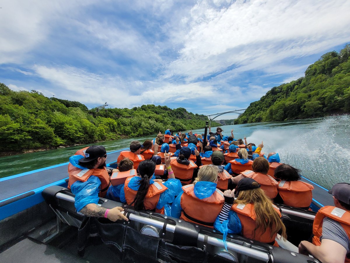 whirlpooljet's tweet image. Mid-360 Hamilton Turn! 🌀  Experience spins, tricks, thrills and gorgeous views like this one 😍

#Views #HamiltonTurn #WhirlpoolJet #NiagaraRiver