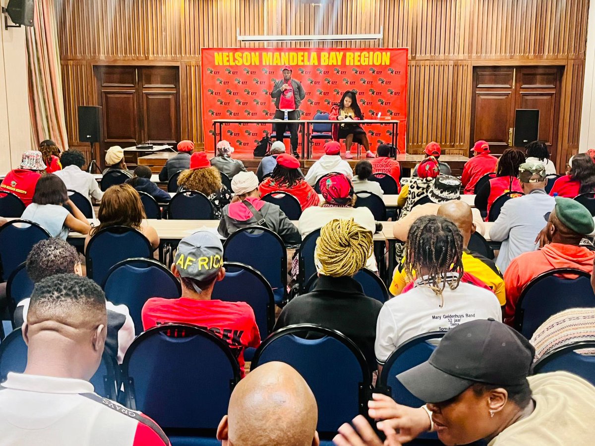 EFFEASTERNCAPE_'s tweet image. [IN PICTURES]📸

The final preparatory meeting for the Freedom Day Commemoration is underway, the meeting is presided over by EFF NMB Convenor and Coordinator, Cmsrs, Sinawo Thambo and Yolanda Luzipho alongside PETF Coordinator, fighter Piaba Madokwe. 

#RegisterToVoteEFF In The